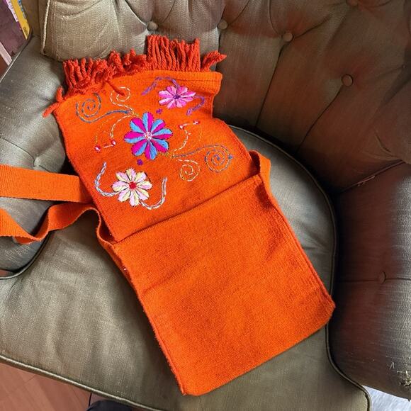 Peru wool hippie crossbody bag - Picture 3 of 5